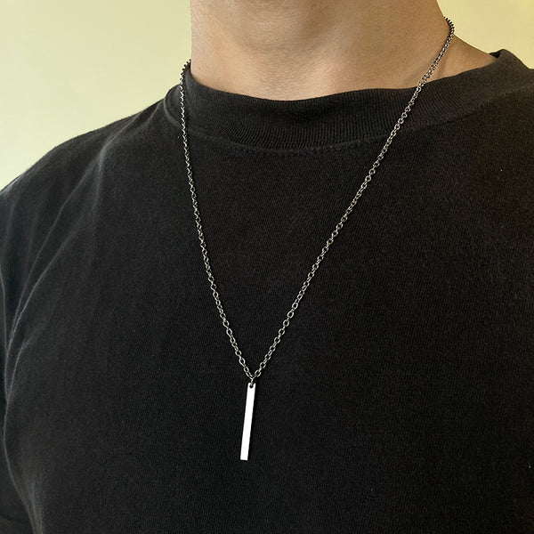 The Bar Necklace.